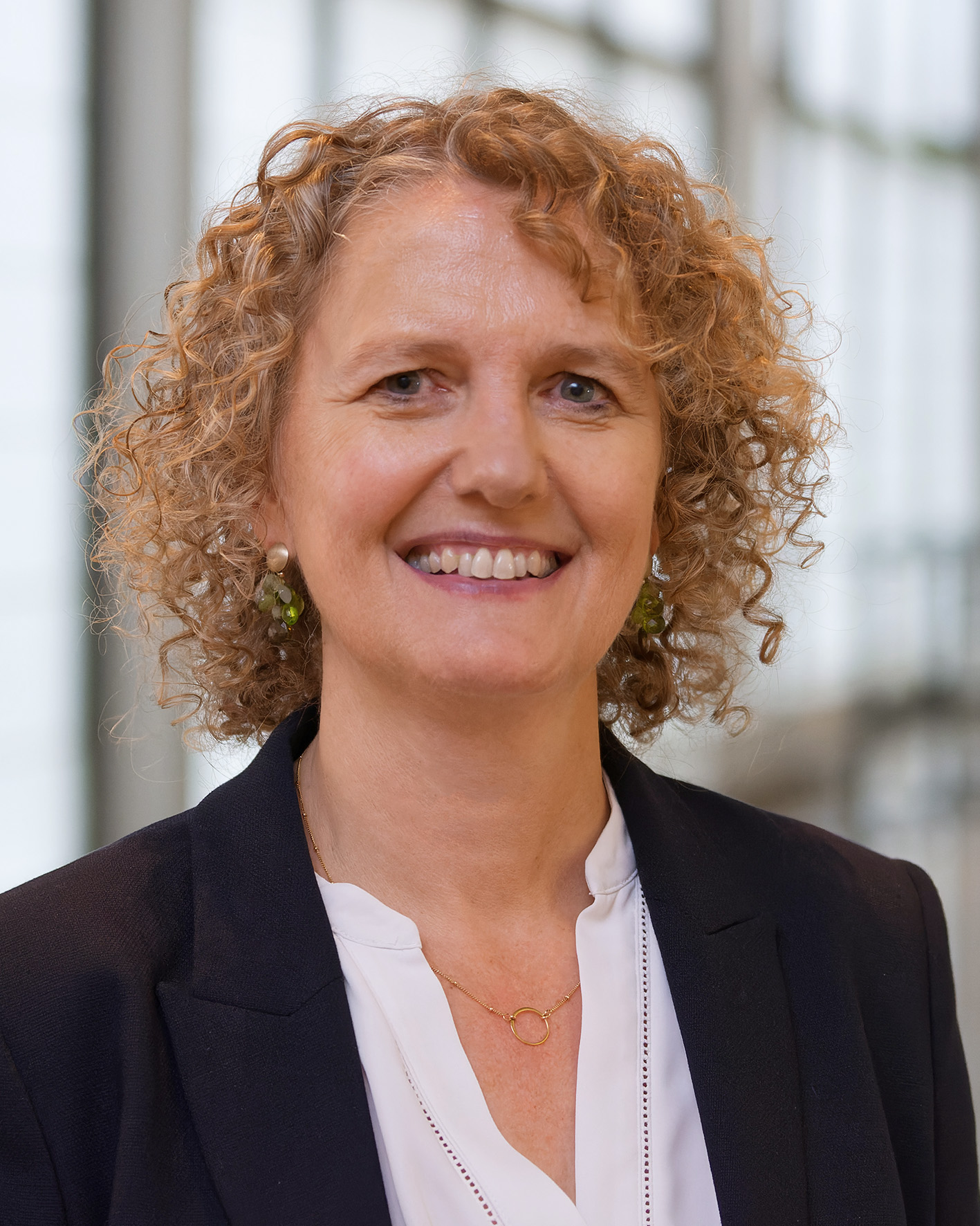 Frau Dr. Nordemann-Schiffel